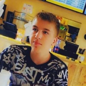 Meet your Posher, Kaden